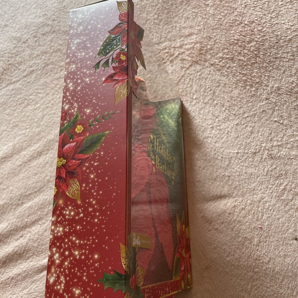 Barbie Signature 2022 Holiday Doll with Red Hair Christmas Series Mattel - Picture 3 of 6